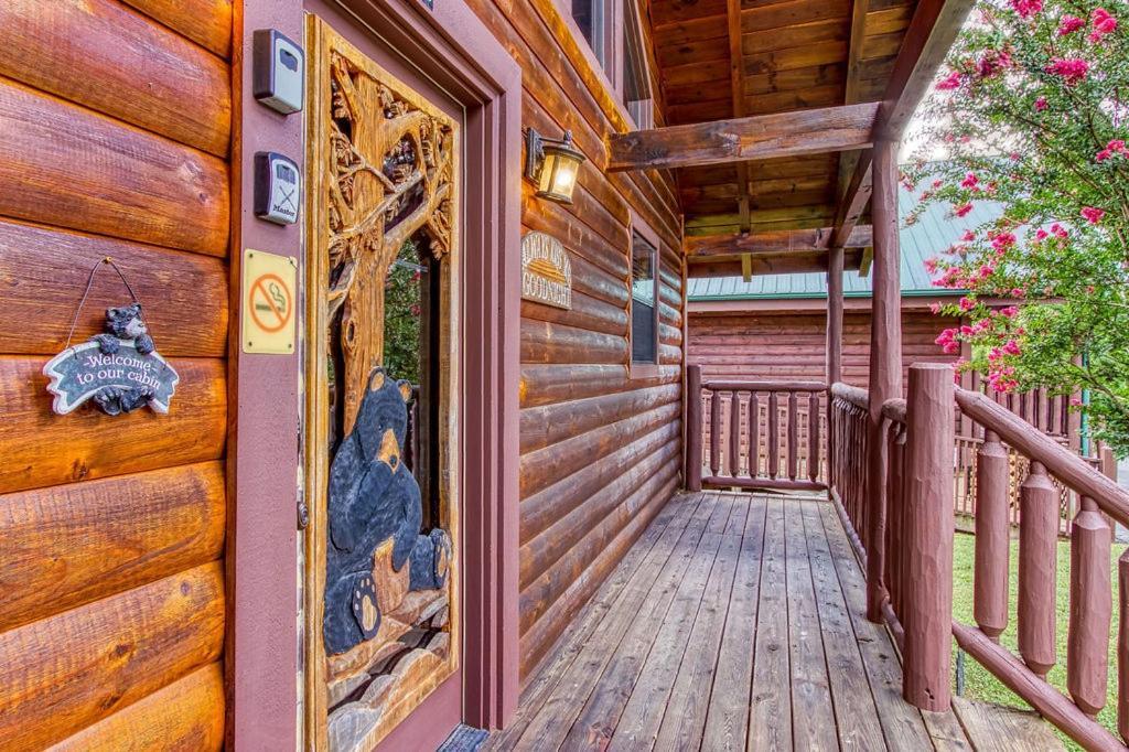 Always Kiss Me Goodnight- Hot Tub, You Get 1089 Of Free Area Attraction Tickets For Each Paid Day! Pigeon Forge Zewnętrze zdjęcie